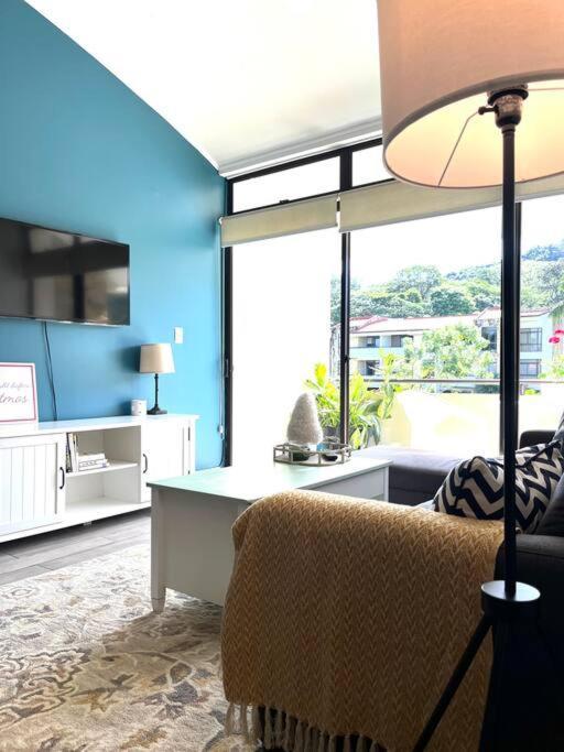 Cr Mariposa Rentals Lakeview Penthouse With Office Space, Pool, Gym, Tennis Santa Ana (San Jose) Exterior foto